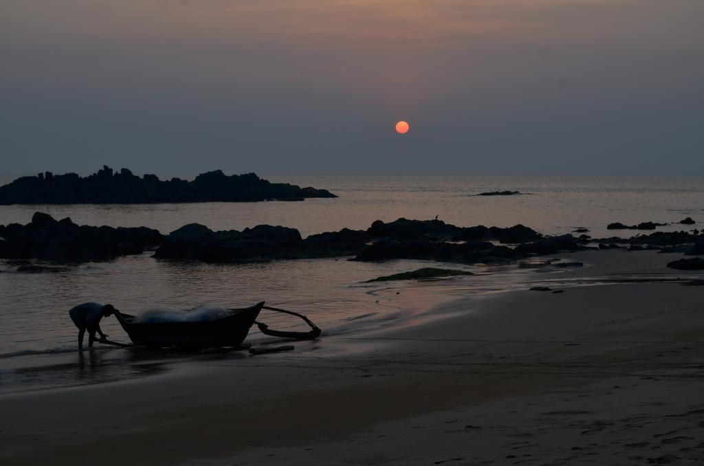 Cola Beach Sunset Bay Экстерьер фото